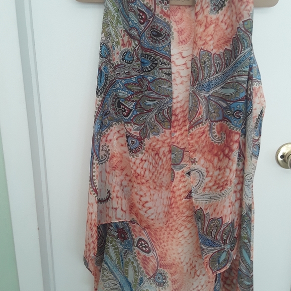 Convertible Vest - Picture 4 of 4